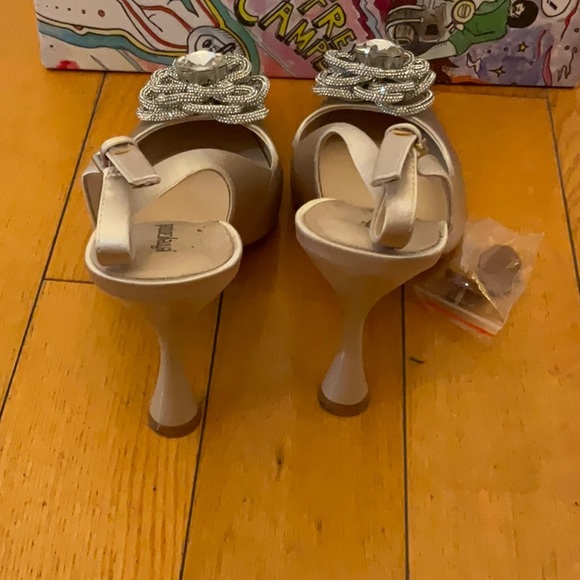 Jeffrey Campbell Zivot Pump Size: 8.5 - Picture 10 of 14